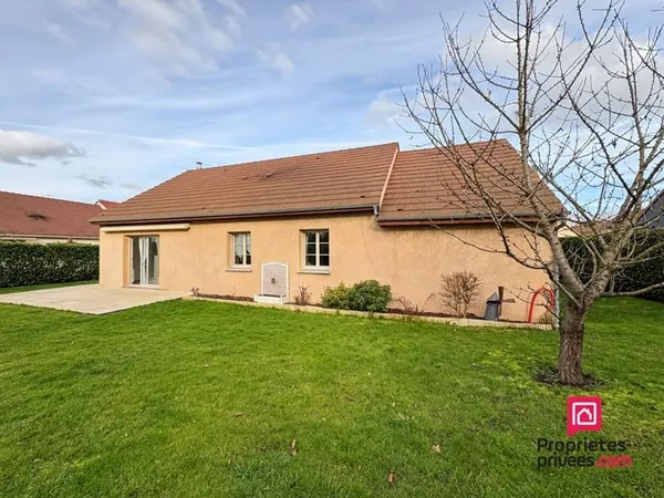 Maison plain pied Epoisses 3 chambres avec garage et terrain