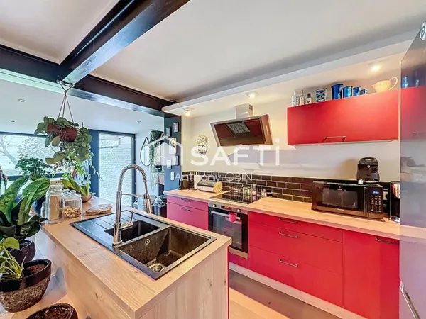 Maison de 150m², 6 chambres, jardin 500m², grand garage