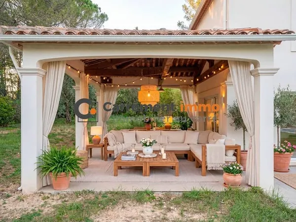 Montferrier grande villa dans les pins au calme - La Devèze