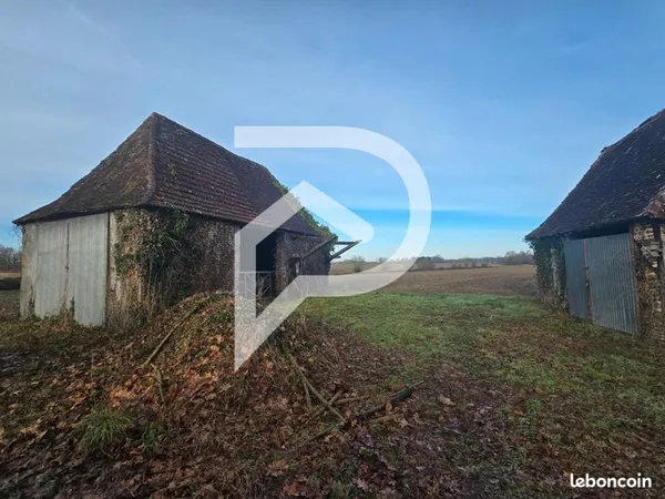 Bâtiment 112 m² LARREULE