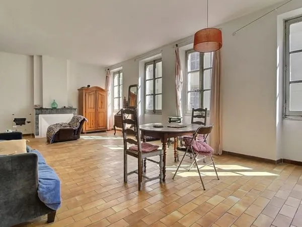 Appartement 3 pièces 100 m²