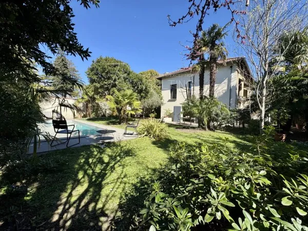 VENTE - TOULOUSE - COTE PAVÉE - MAISON 1940 - JARDIN - PISCINE