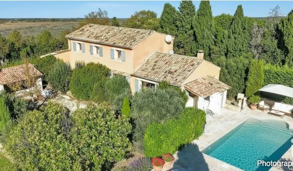 Maison 6 pièces 225 m²
