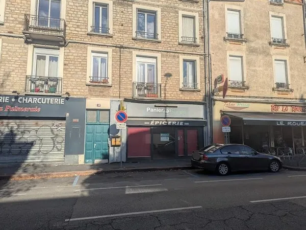 Local 2 pièces 57 m²