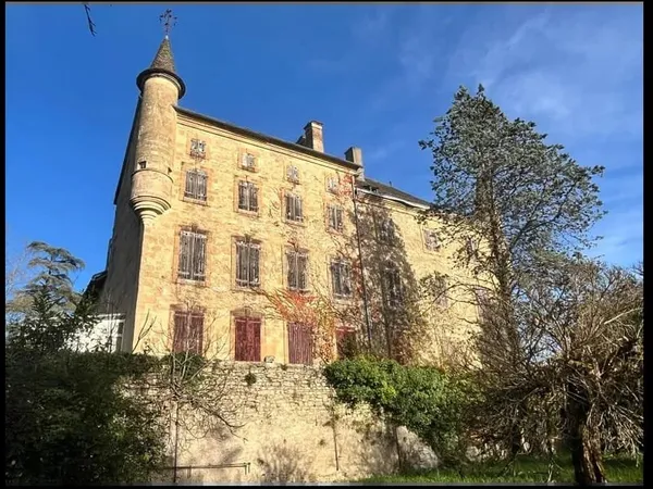 CHATEAU DU XVIIIEME SIECLE SECTEUR SAINT CERE