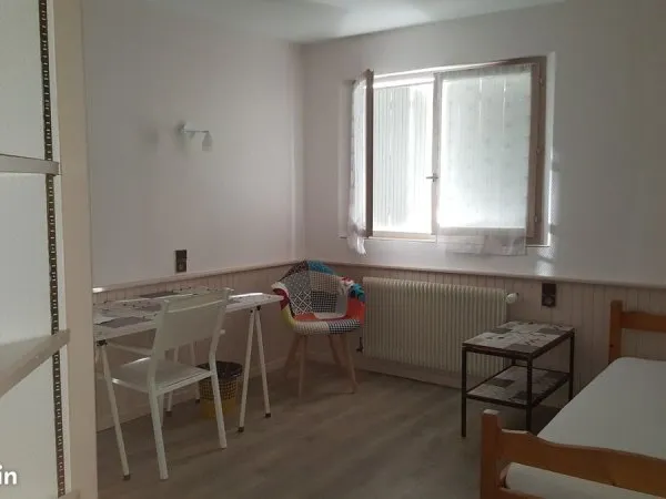 Chambre meublée étudiant