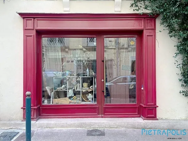 MONTPELLIER : En plein centre ville, Murs Commerciaux 40m² env.