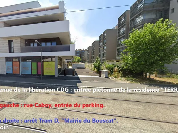 1 Place de parking sous terrain / Sécurisée, éclairée, ouverture avec télécommande / Tram D "Mairie 