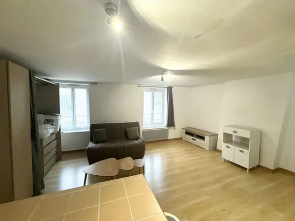 Studio 1 pièce 25 m²