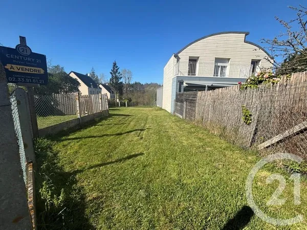 Terrain 412 m²