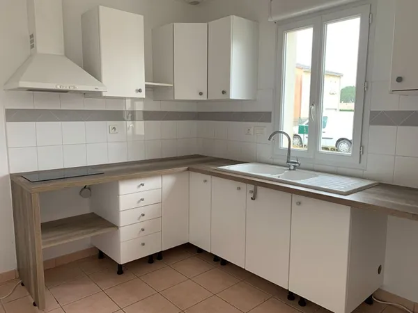 Maison 3 chambres - Saint Martial De Vitaterne