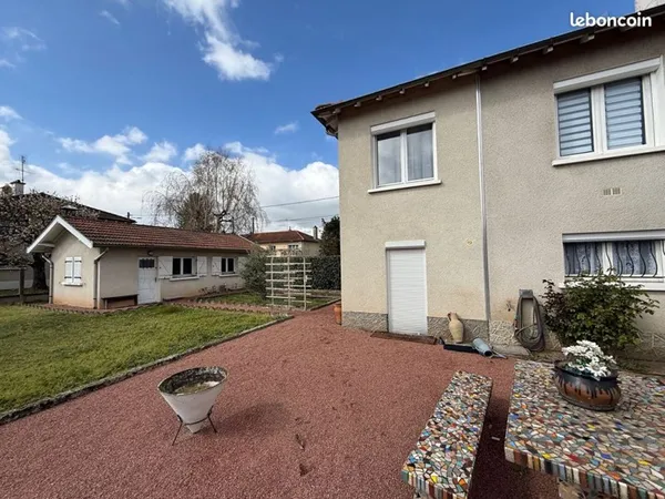 Maison 7 pièces 140 m²