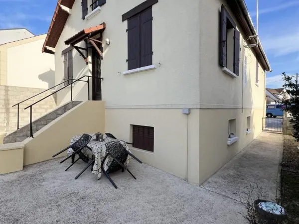 94350 - VILLIERS-SUR-MARNE - CENTRE-VILLE - 10 PIÈCES - 7 CH