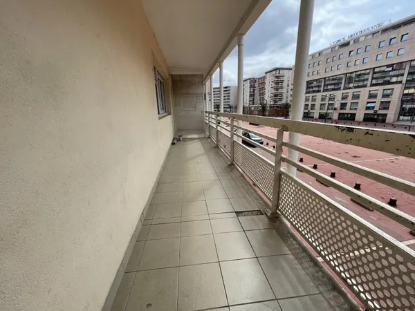 Perpignan Espace med joli t2 avec terrasse