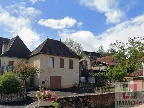 Maison de village et grange en pierres à renover