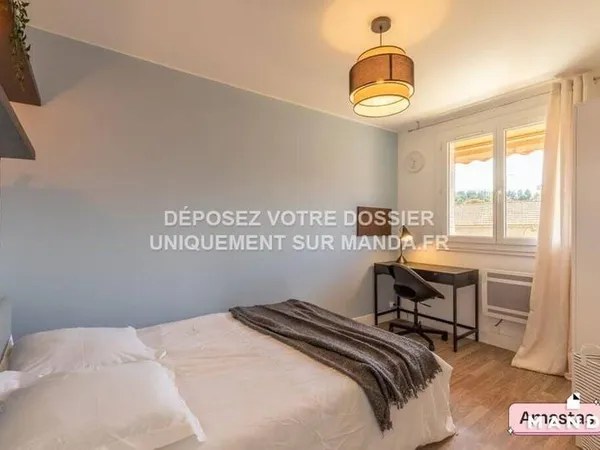 Studio 4 pièces 64 m²