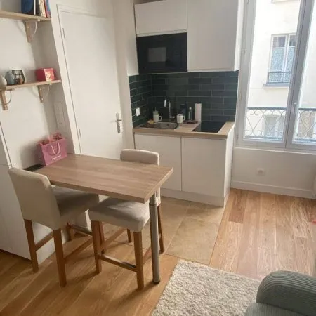 Appartement 1 pièce 14 m²