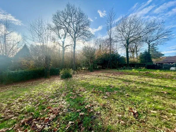 Charmant terrain à bâtir de 2 532 m²