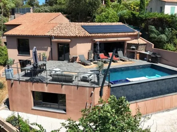 Maison 7 pièces 284 m²