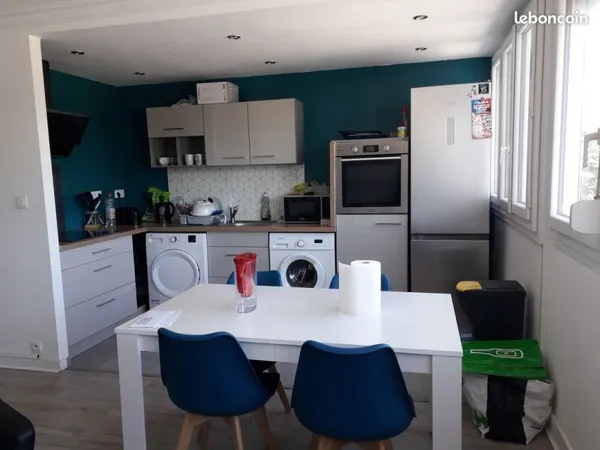 Chambre en colocation étudiante