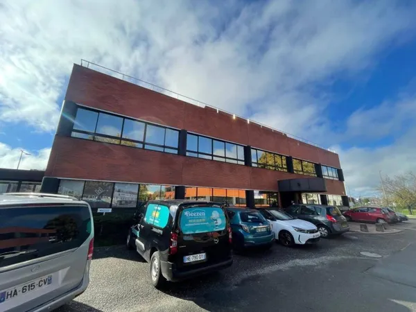 Bureaux 554 m²