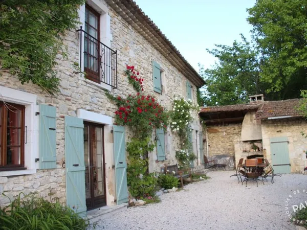 Maison 7 pièces 226 m²