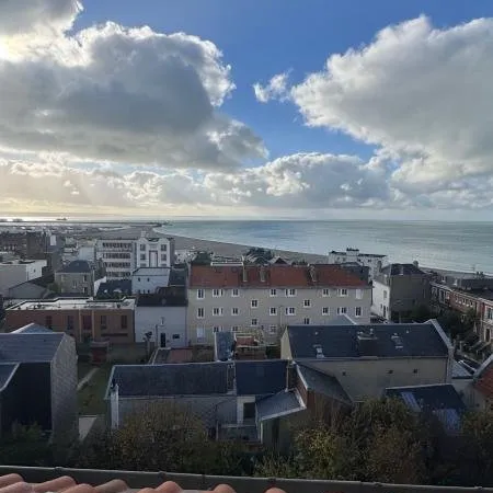 Chambre de bonne sur Saint Vincent avec vue mer