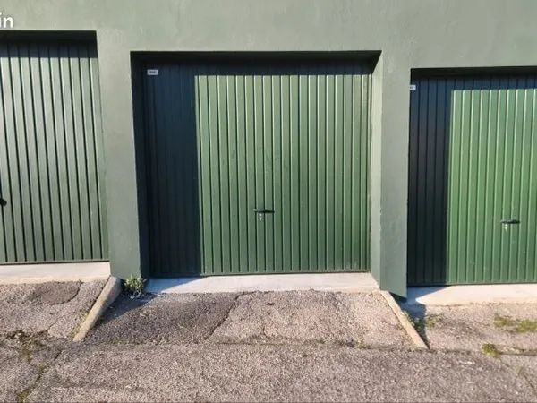 Garage à louer