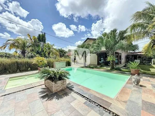 DPT GUYANE, à vendre MATOURY maison T4 de 133 m² avec piscine