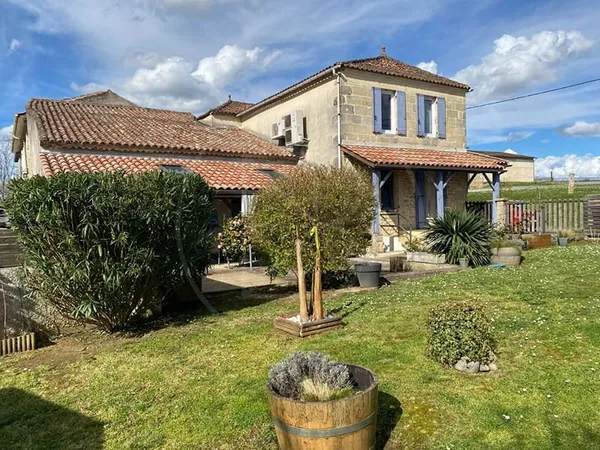 Charmante maison en pierre