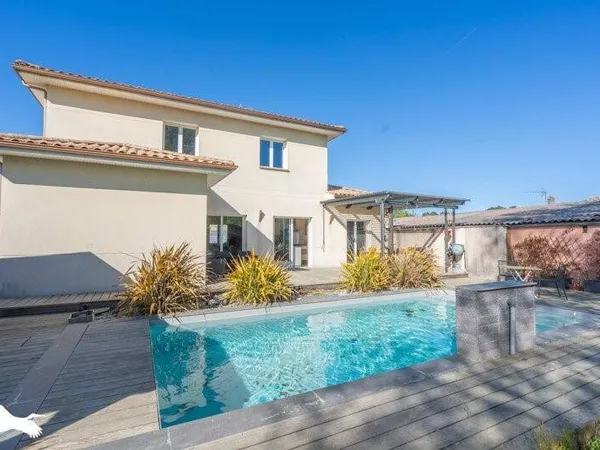 Maison 4 pièces 132 m²