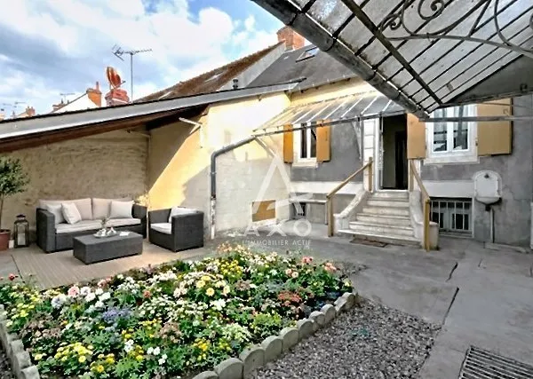 Maison Vente Gien 2p 94m² 108000€