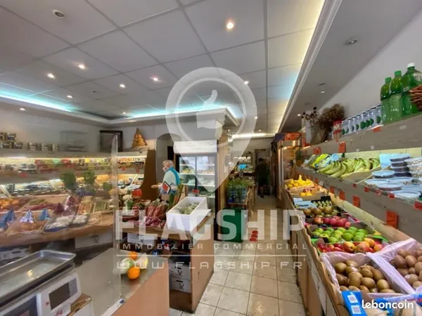 Boutique 85 m² ISSY LES MOULINEAUX
