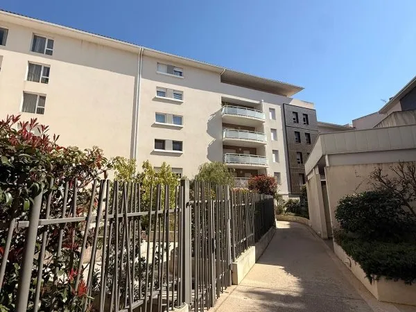 Parking 13 m²