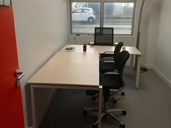 Bureau à PETITS PRIX