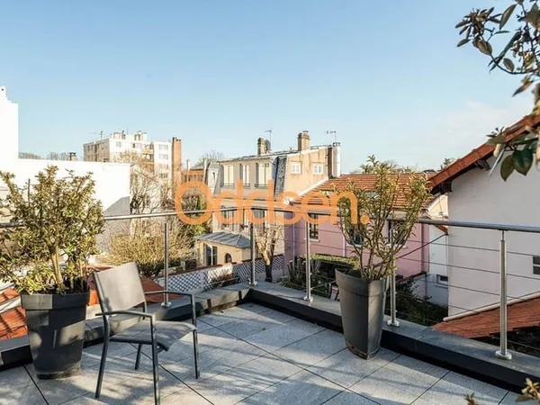 Local 4 pièces 125 m²