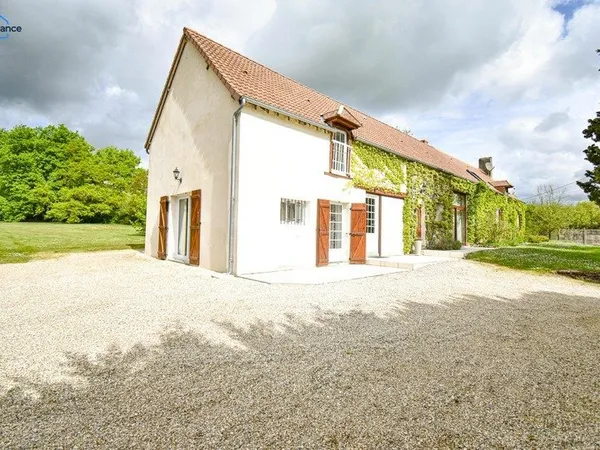 Maison à vendre 7 pièces VIGNOUX SUR BARANGEON (18)