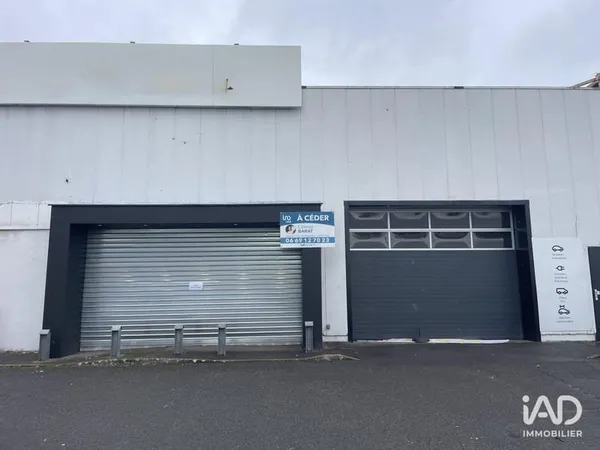 Local commercial 417 m²