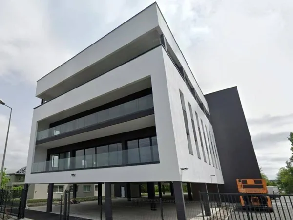 Bureaux 390 m²