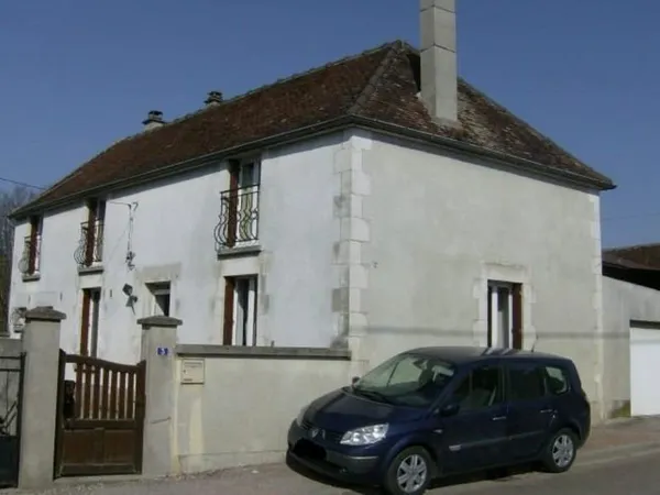 CHEMILLY SUR YONNE - maison ancienne de 100m2 sur 348M2 de terrain
