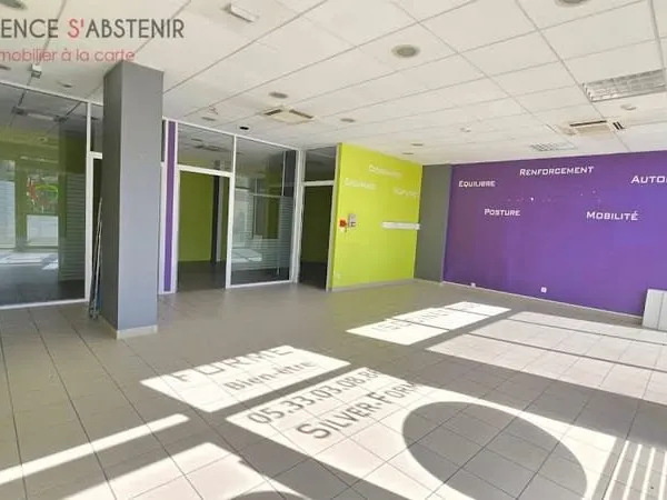 Local 152 m²