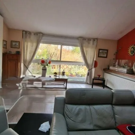 Bureaux 150 m²