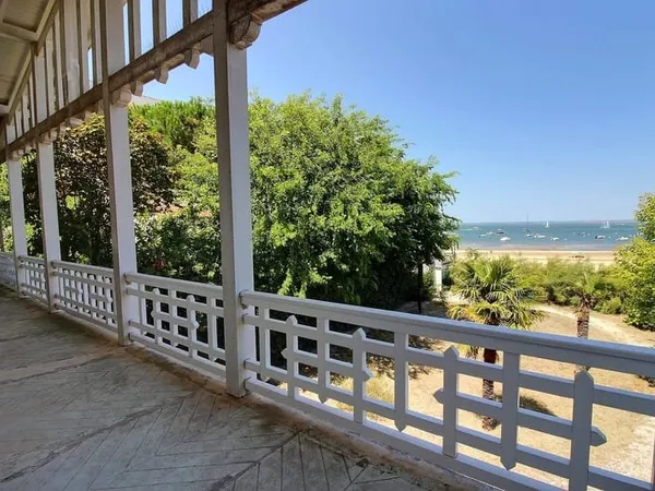 Arcachon - Villa XIXéme siècle - 1ere ligne