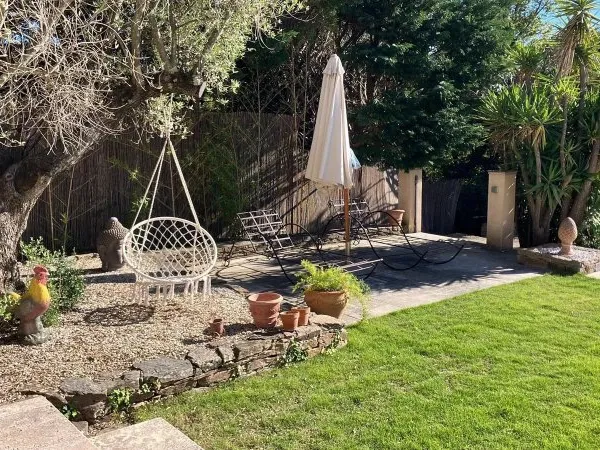À proximité de Saint-Tropez, à Gassin, magnifique Maison Familiale avec Studio Indépendant, Jardin P