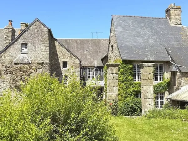 Hôtel particulier 8 pièces 260 m²