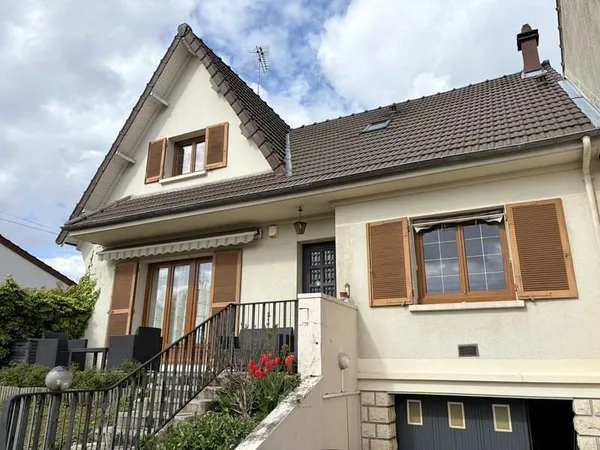 Maison Berval 5 chambres au centre-ville du Plessis-Trévise