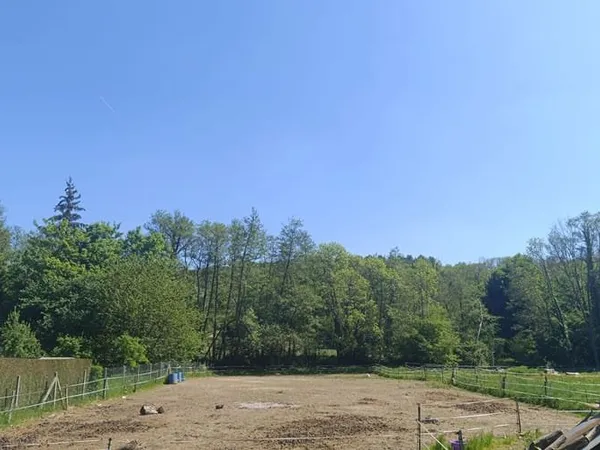 Terrain 1640 m²