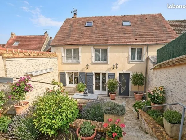 Maison de village 6 pièces 130 m²