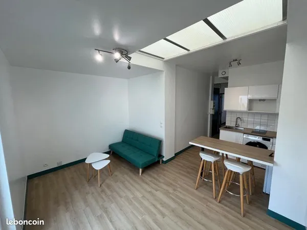 Loue T2 meublé entièrement rénové