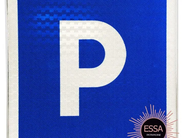 À LOUER - PLACE DE PARKING SOUTERRAIN À ECQUEVILLY